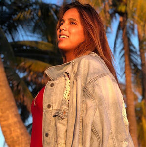 Meet your Posher, Andreina